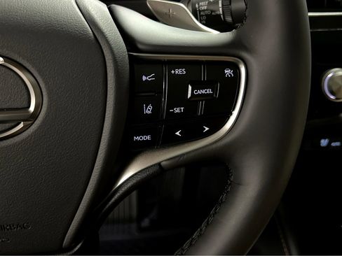 New 2025 Lexus ES 350 w/ Premium Package image 11