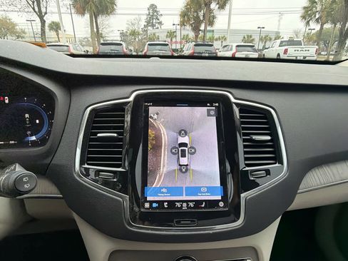 Certified 2023 Volvo XC90 B5 Plus w/ Protection Package Premier image 33