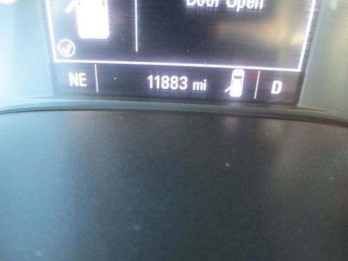 Used 2022 GMC Canyon Elevation image 25