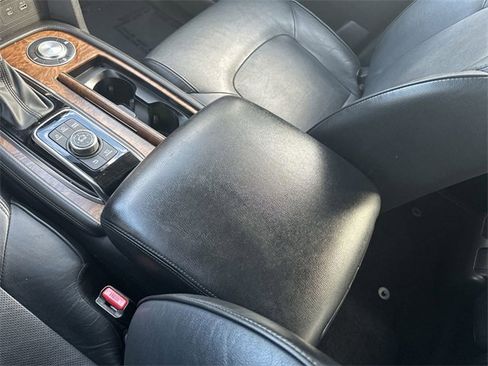 Used 2023 Nissan Armada SL w/ Captain's Chairs Package image 23