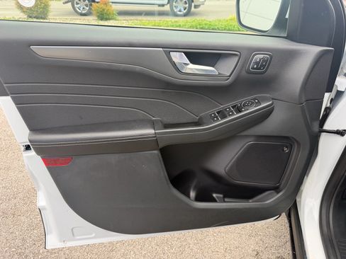 Used 2023 Ford Escape Active w/ Tech Pack #2 AWD/4WD image 23