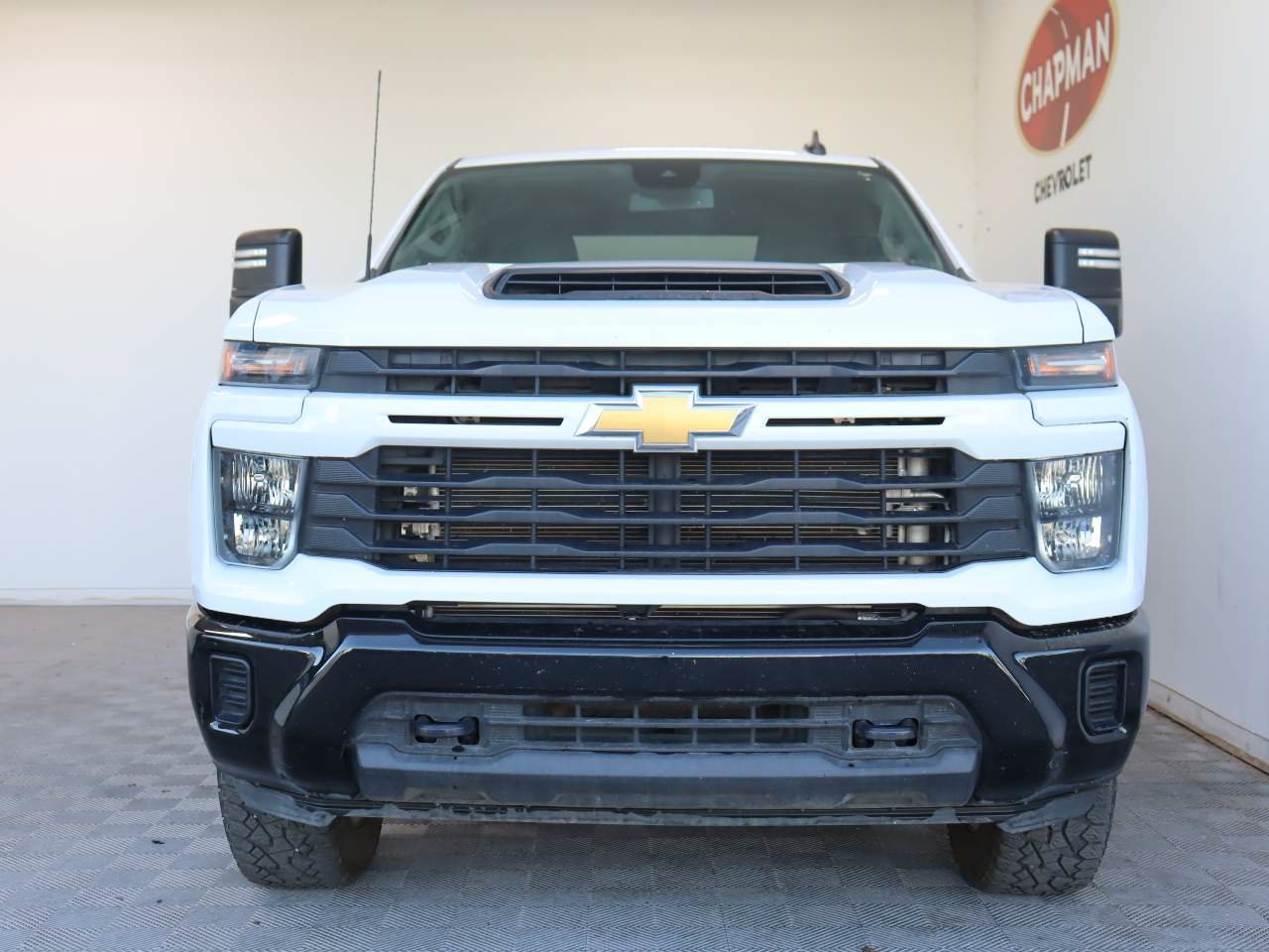 Used 2024 Chevrolet Silverado 2500 Custom w/ Custom Value Package AWD/4WD image 1