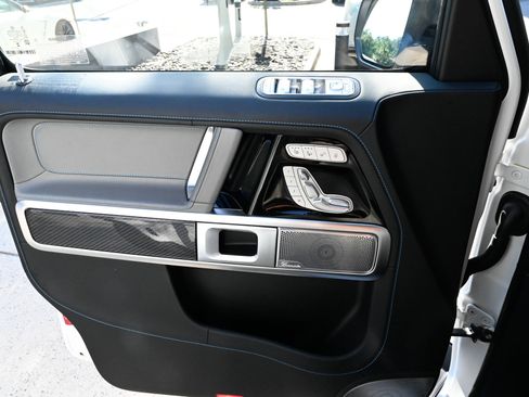 Used 2025 Mercedes-Benz G 580 w/ EQ Technology image 21