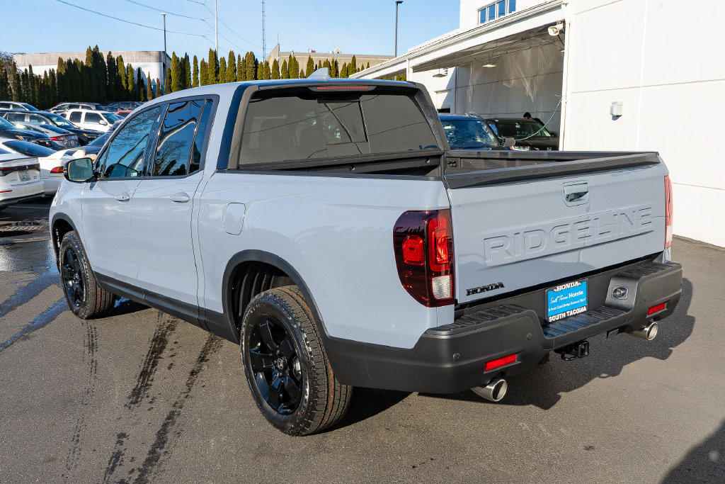 New 2026 Honda Ridgeline Black Edition image 8