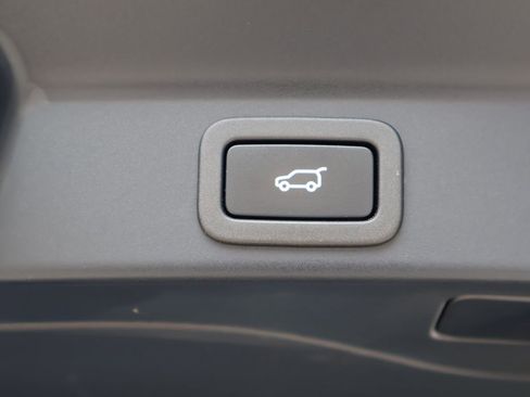 Used 2022 Jaguar F-PACE S AWD/4WD image 63