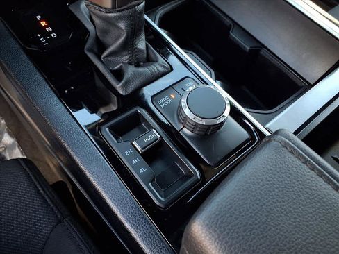 Certified 2025 Toyota Sequoia SR5 image 15