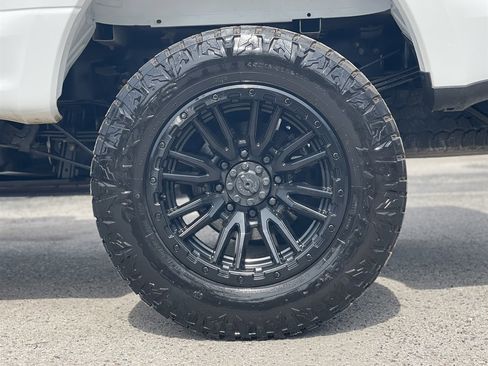 Used 2017 Ford F350 XL w/ Power Equipment Group AWD/4WD image 39
