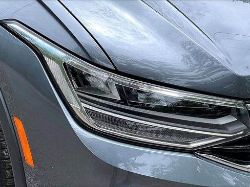 Used 2024 Volkswagen Tiguan SE R-Line FWD image 33