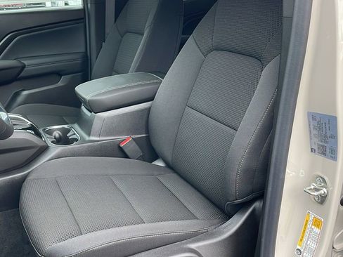 New 2026 GMC Canyon Elevation w/ Convenience Package image 10