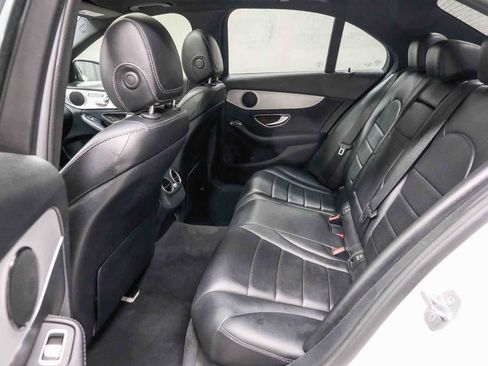 Used 2018 Mercedes-Benz C 300 Sedan image 25
