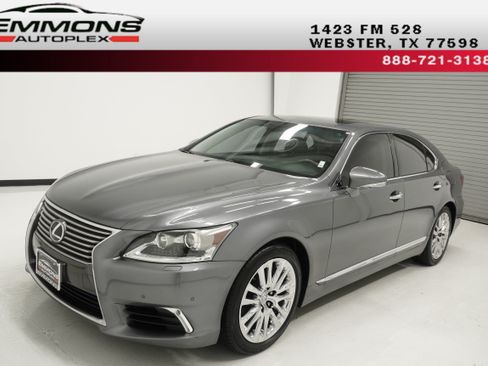 Used 2015 Lexus LS 460 w/ Comfort Package RWD image 1
