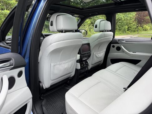 Used 2010 BMW X5 M AWD/4WD image 40