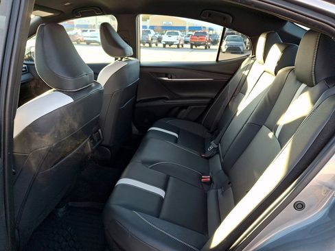 Used 2025 Toyota Camry SE image 10
