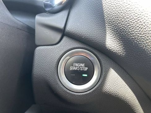 Used 2024 Chevrolet Equinox LT AWD/4WD image 16