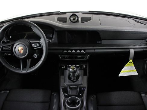 New 2026 Porsche 911 GT3 image 11