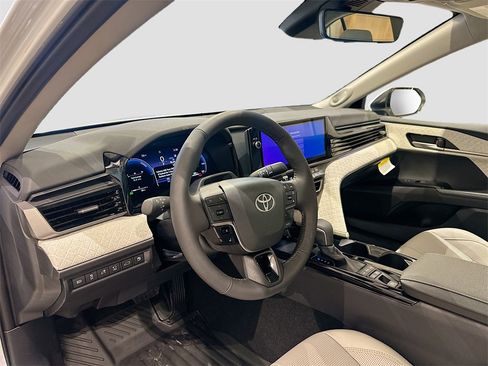 New 2026 Toyota Camry XLE image 9