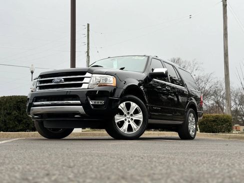 Used 2016 Ford Expedition Platinum AWD/4WD image 2
