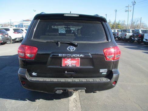 Used 2015 Toyota Sequoia SR5 image 4