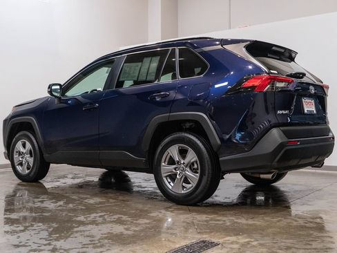 Used 2025 Toyota RAV4 XLE AWD/4WD image 7