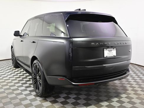 Used 2023 Land Rover Range Rover First Edition image 4