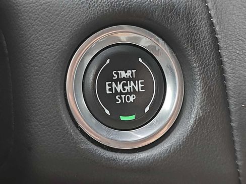 Used 2024 Chevrolet Suburban RST AWD/4WD image 24