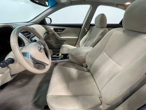 Used 2013 Nissan Altima 2.5 SV w/ 2.5SV Convenience Pkg FWD image 3