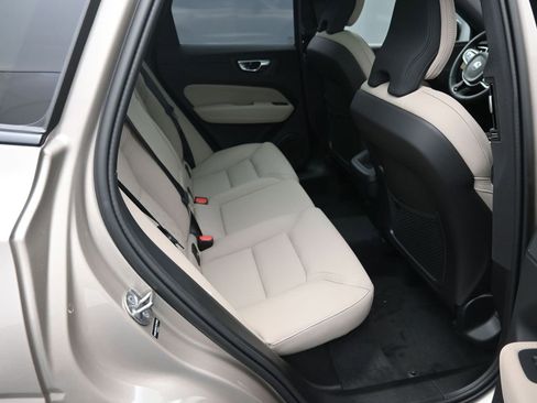 New 2026 Volvo XC60 B5 Plus w/ Protection Package Premier image 33