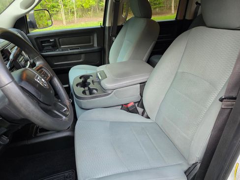 Used 2018 RAM 2500 Tradesman w/ Chrome Appearance Group AWD/4WD image 10