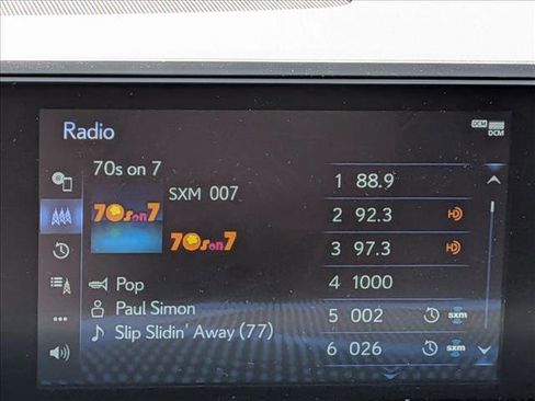 Used 2021 Lexus UX 200 w/ Premium Package FWD image 9