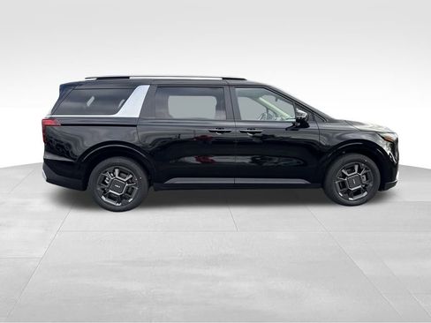 New 2026 Kia Carnival EX image 9