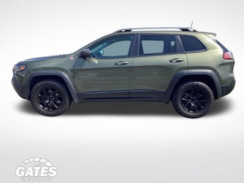 Used 2019 Jeep Cherokee Trailhawk w/ Cold Weather Group AWD/4WD image 6