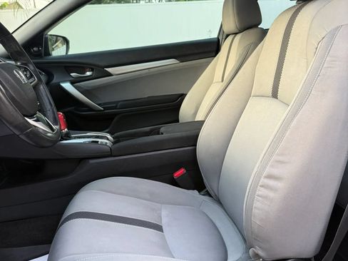 Used 2019 Honda Civic EX image 14