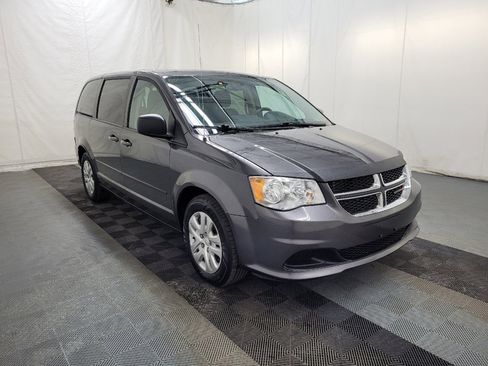 Used 2017 Dodge Grand Caravan SE w/ Power Window Group FWD image 13