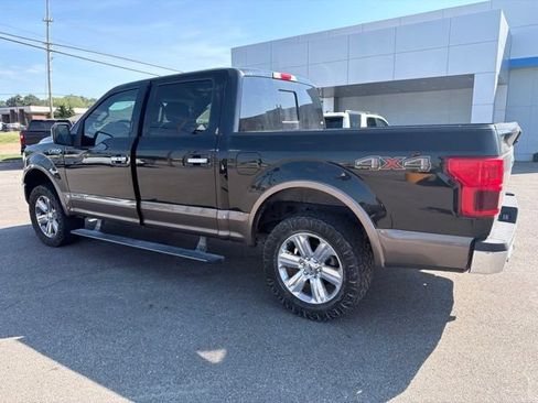 Used 2018 Ford F150 Lariat w/ Equipment Group 502A Luxury AWD/4WD image 26