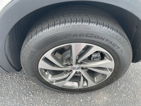 Certified 2023 Buick Envision Essence FWD image 5