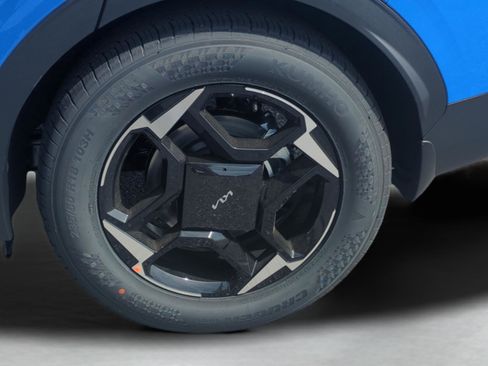 New 2026 Kia Sportage EX image 10