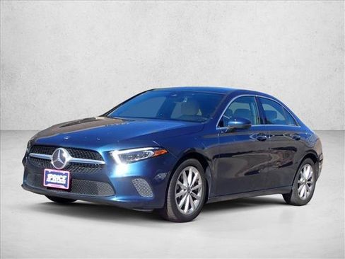 Used 2021 Mercedes-Benz A 220 4MATIC image 6
