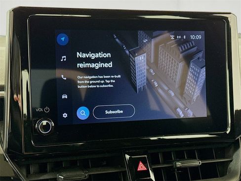 Used 2023 Toyota Corolla SE image 11