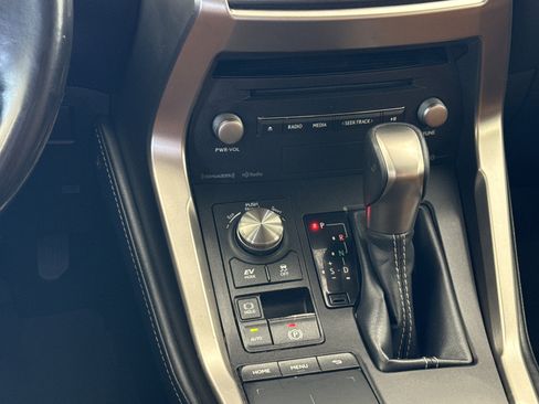 Used 2020 Lexus NX 300h NX 300h image 38