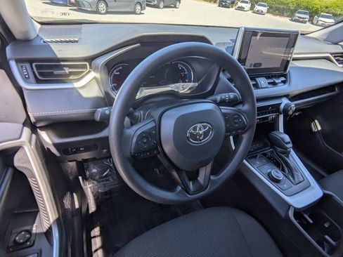 Used 2025 Toyota RAV4 LE image 10