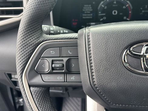 New 2026 Toyota Tundra Limited AWD/4WD image 24