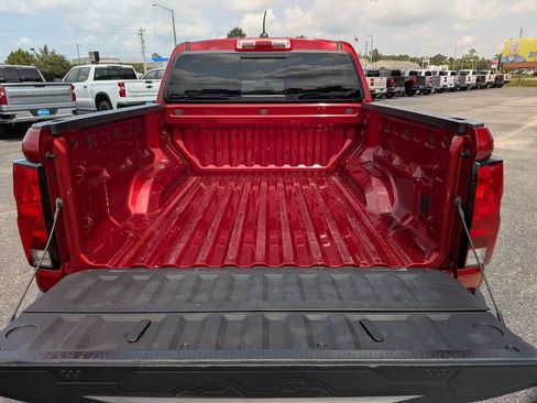 Used 2023 Chevrolet Colorado LT w/ LT Convenience Package RWD image 32