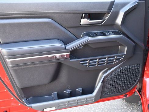 Used 2025 Toyota Tacoma TRD Off-Road image 28