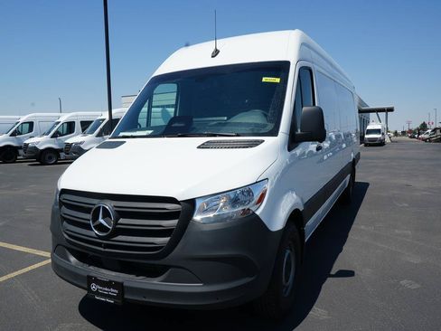 New 2026 Mercedes-Benz Sprinter 2500 image 1