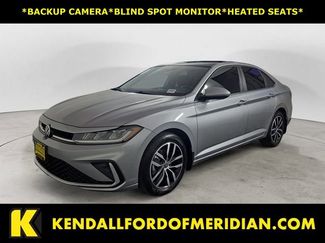 Used 2025 Volkswagen Jetta SE FWD video 1