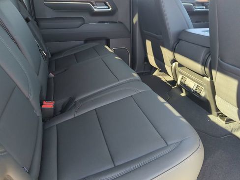 New 2026 GMC Sierra 1500 SLT AWD/4WD image 24