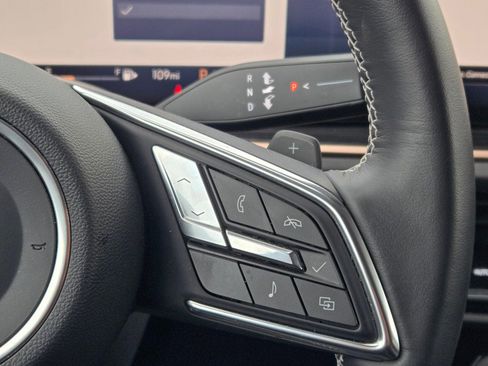 Certified 2025 Buick Envision Sport Touring image 30