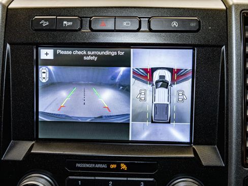 Used 2018 Ford F150 Raptor w/ Equipment Group 802A Luxury image 22