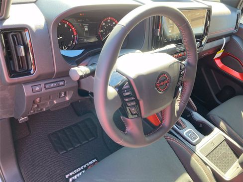 New 2026 Nissan Frontier PRO-4X w/ Pro-4x Convenience Package AWD/4WD image 12