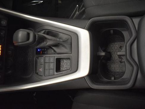 Used 2025 Toyota RAV4 XLE w/ Weather Package AWD/4WD image 28